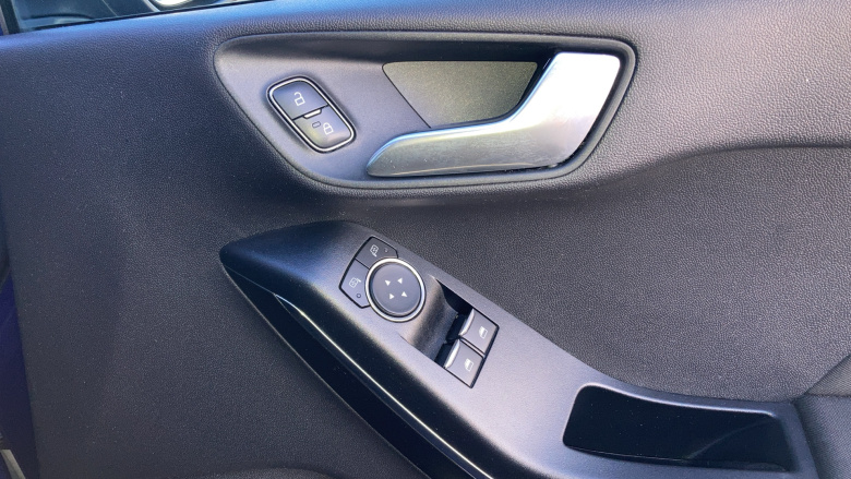 Ford Fiesta 1.1 Zetec 3dr Petrol Hatchback